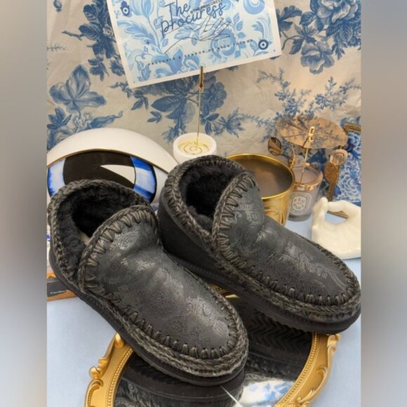 🆕 MOU 🧿 NWOT WOB Black Eskimo Ankle Boot, Paisley Print Overlay, Sz EU 39 - Picture 11 of 12